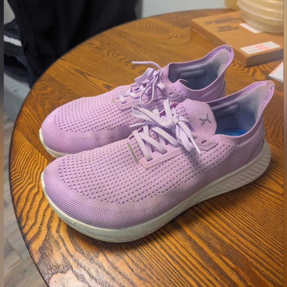 Flux Footwear Adapt Runner Sneakers